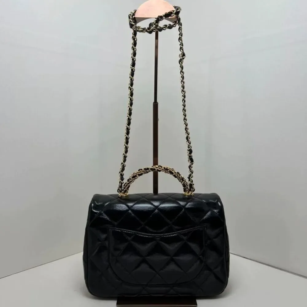 CHANEL brand color